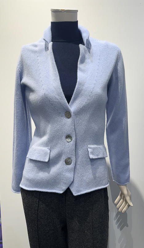 Strikkejakke fra Arovescio
